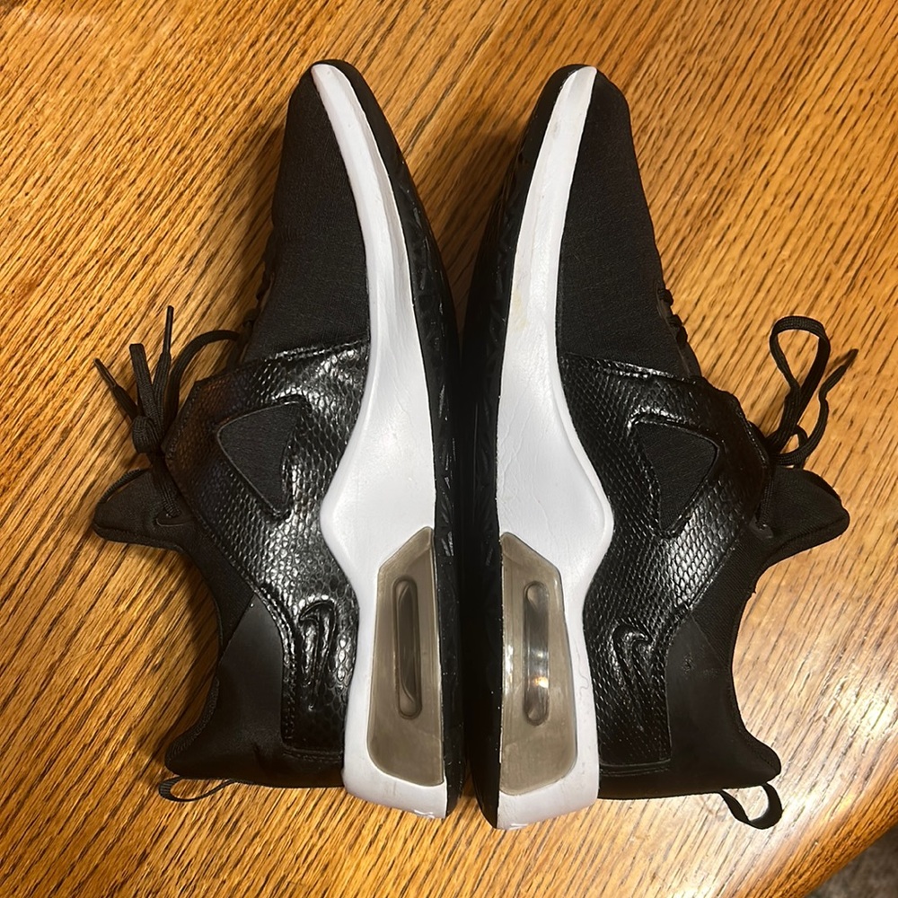 W Nike Air Max Bella TR 5